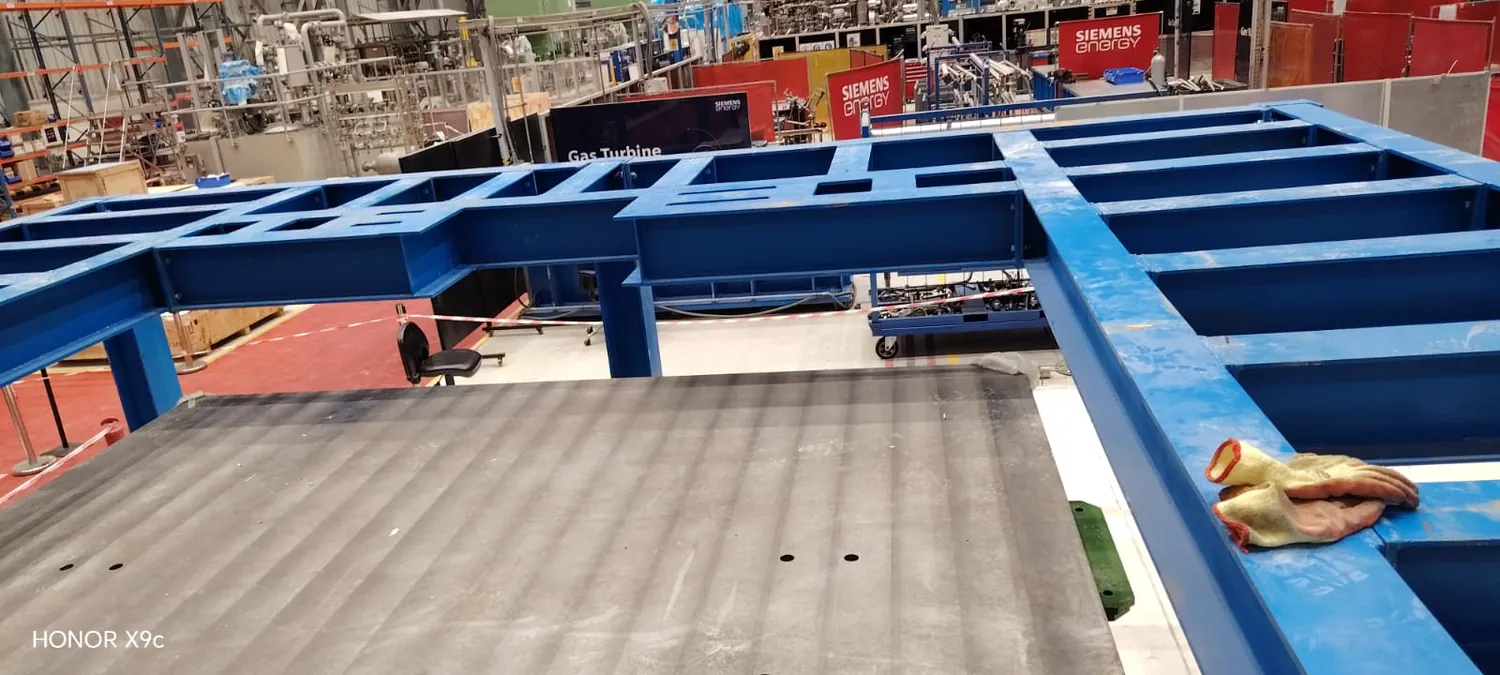 Equipment platform